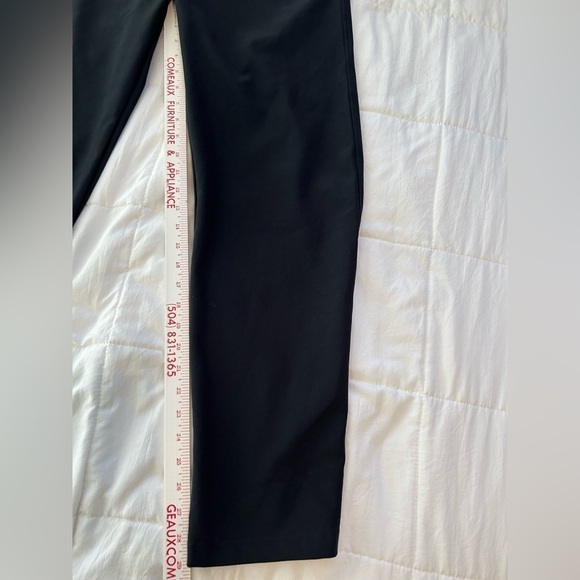 Nike Low-Rise Women’s Workout Pants 224172 Large (12-14) Black Yoga Running NWT - Picture 8 of 12